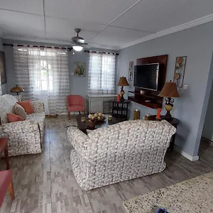 carmen-apartment.comcaribbean.com/